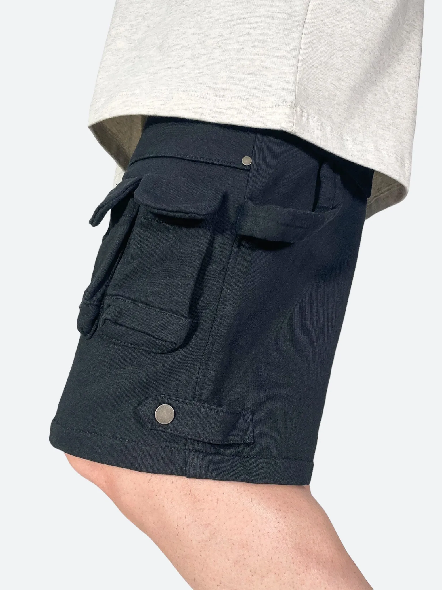 BLACKOUT UTILITY SHORTS：ブラックアウトユーティリティショーツ