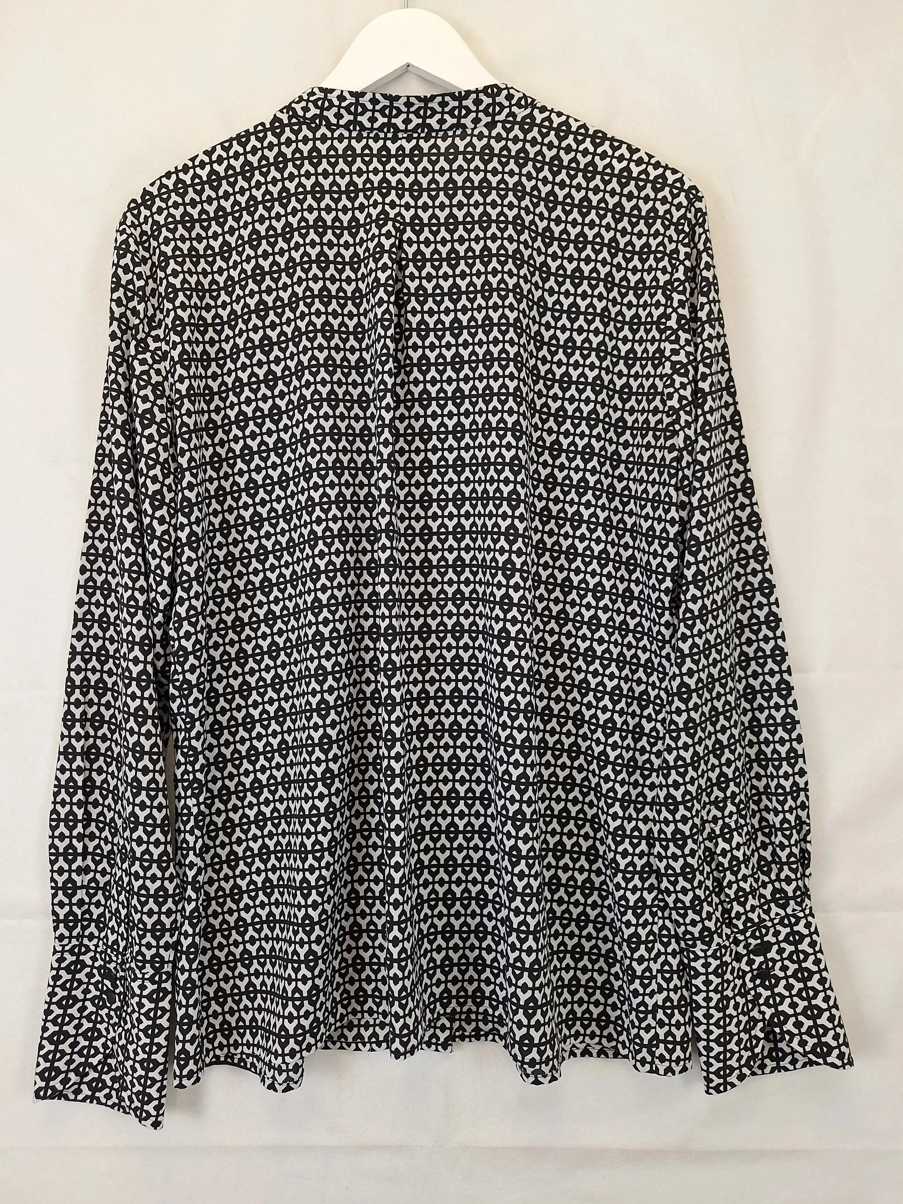 Calvin Klein Monochrome Chic Geometric Blouse Size XL