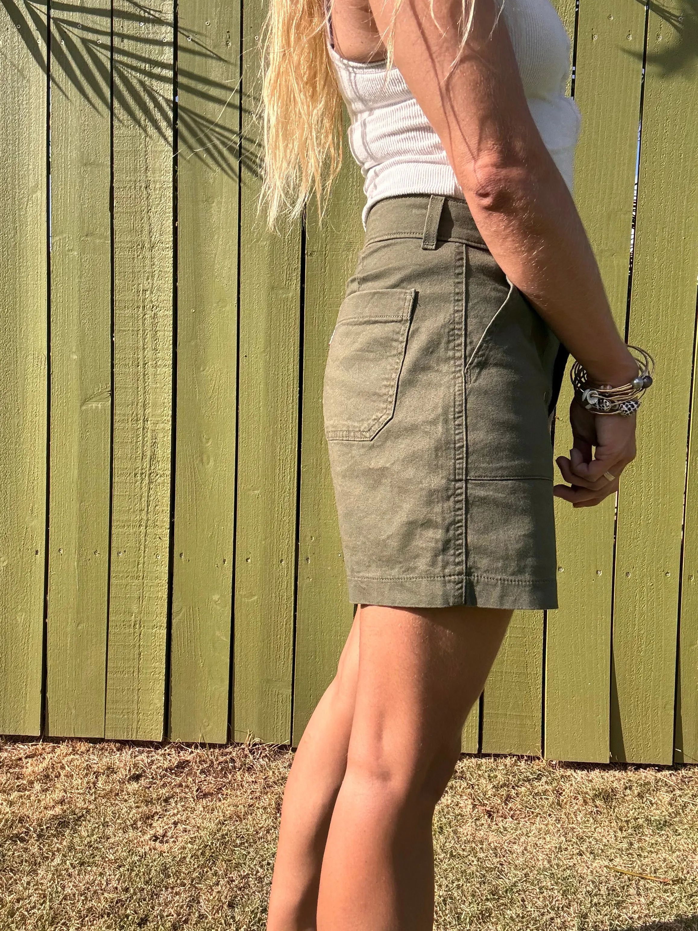 LEVIS Utility Shorts - Olive Night