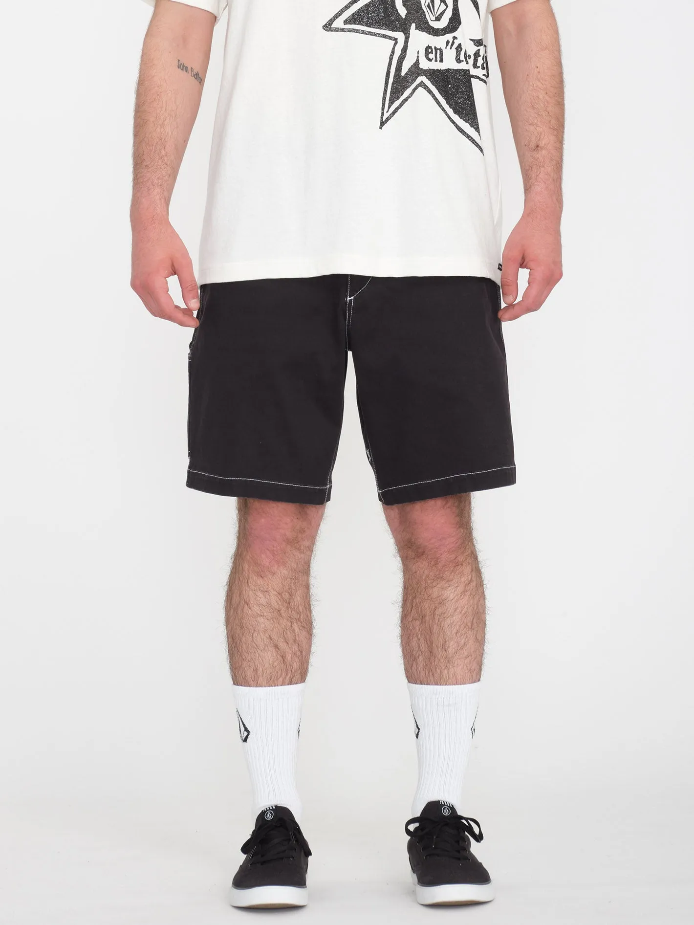 V Ent Hockey Dad 20" Short - BLACK