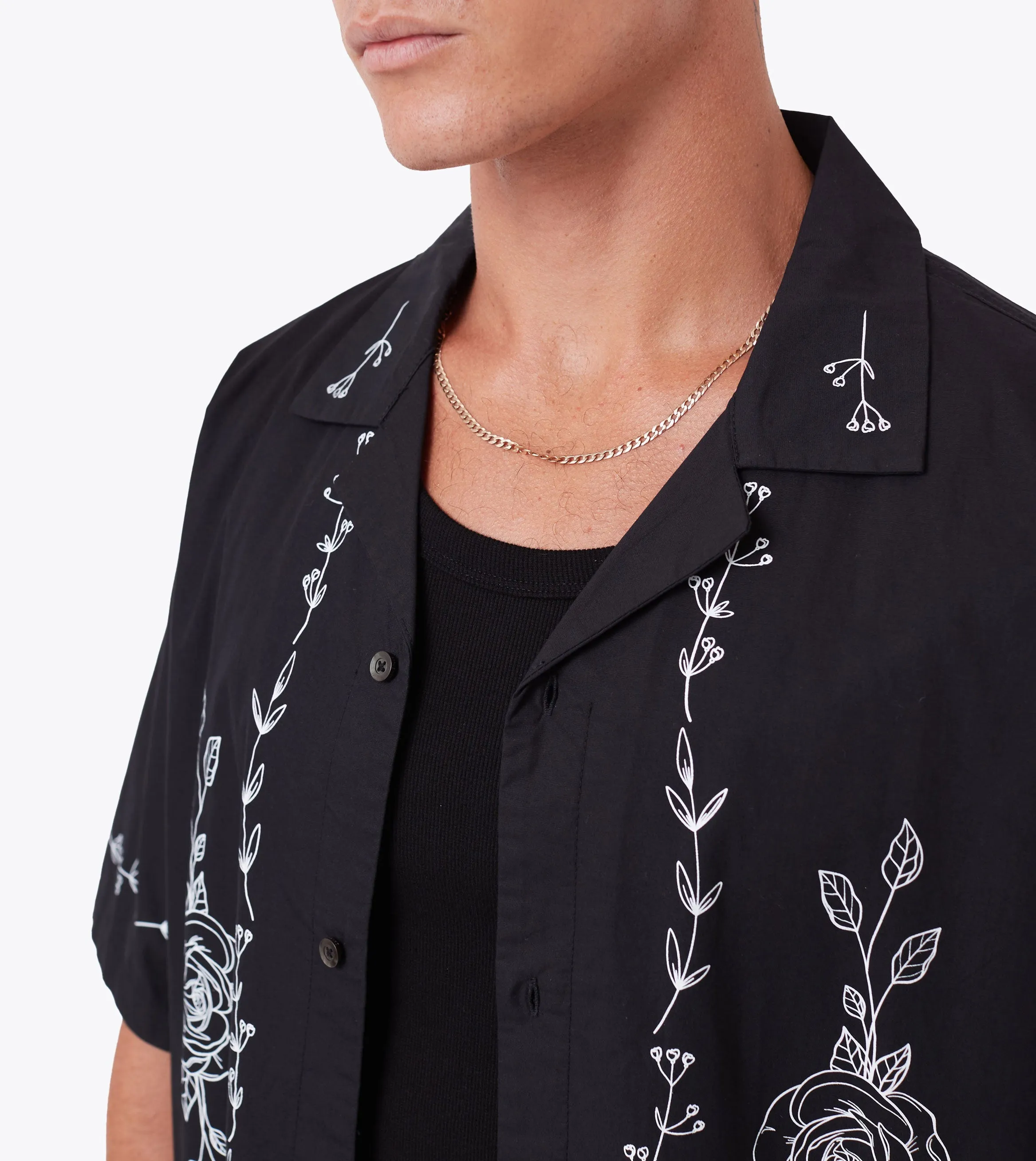 Vine Holiday SS Shirt Black